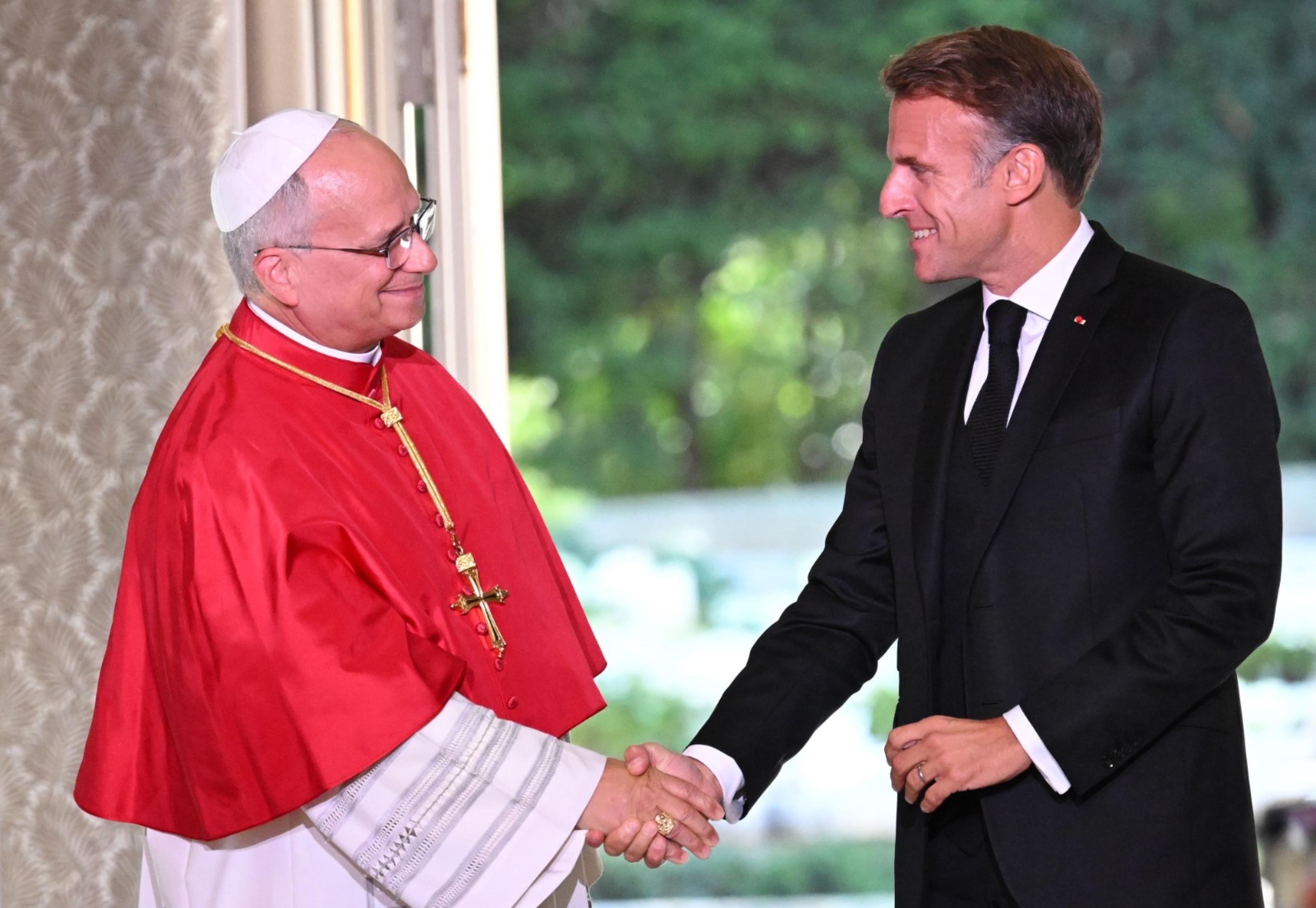 leone xiv in francia tra macron unesco e notre dame da Laverita.info leone xiv in francia tra macron unesco e notre dame