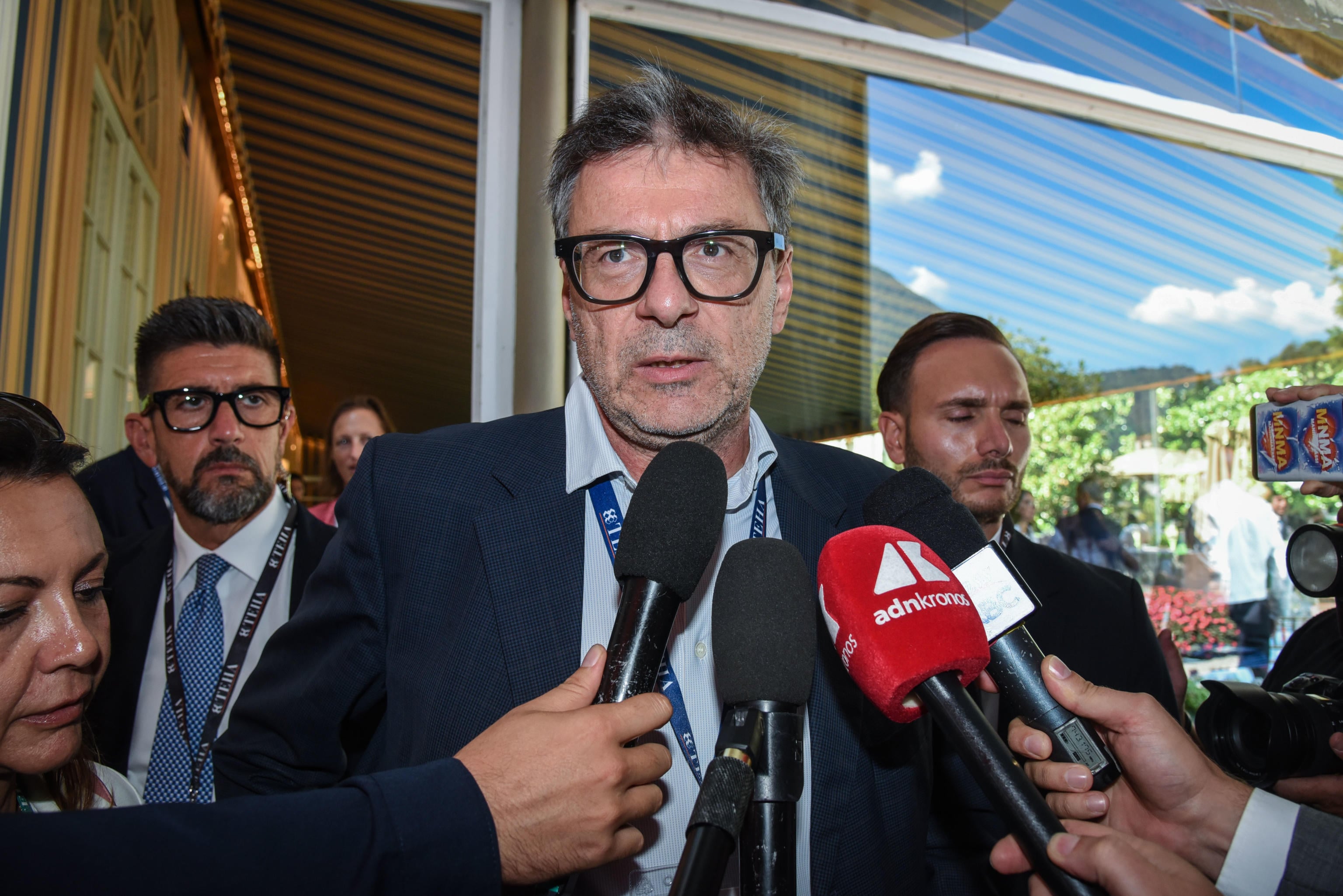 giorgetti d224 la sveglia agli imprenditori aumentate i salari sono investimenti da Laverita.info giorgetti d224 la sveglia agli imprenditori aumentate i salari sono investimenti