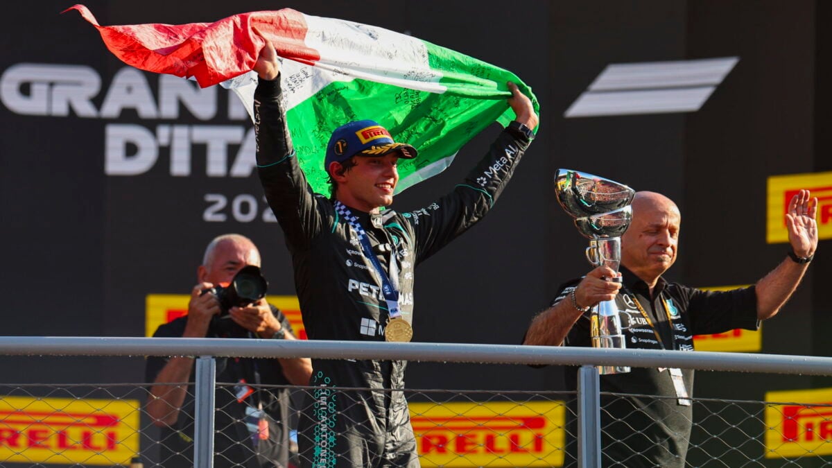 Monza, Antonelli fenomeno: da ultimo a primo. Sul podio Russell e Verstappen. Male le Ferrari