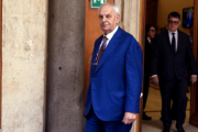 Il ballottaggio divide: il centrodestra lavora sul premio di maggioranza