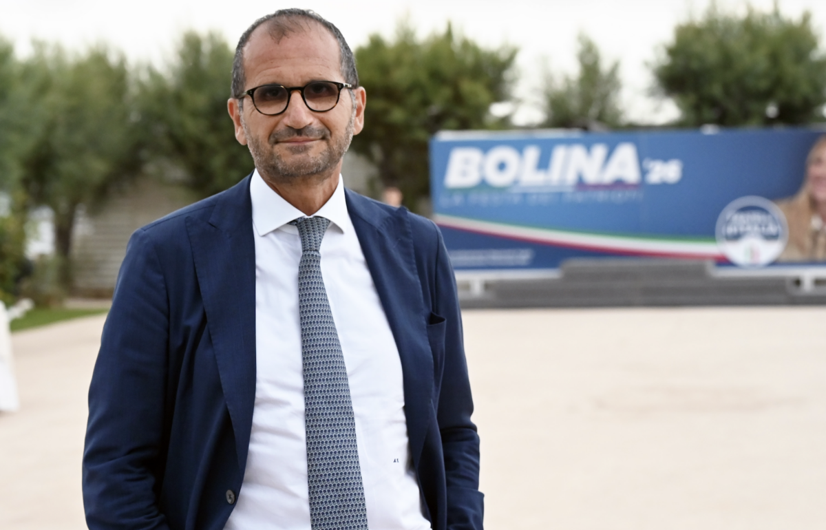 Il sottosegretario Gemmato: «Meloni è una leader internazionale e un governo che dura dà peso all’Italia»