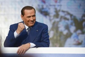 Silvio Berlusconi durante un'apparizione pubblica