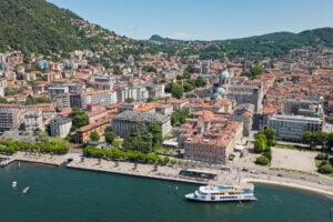 Divieti sulla casa da Como fino a Bari. Bruxelles mette a rischio il turismo