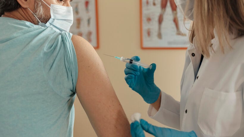 Una mancetta per i danneggiati dal vaccino