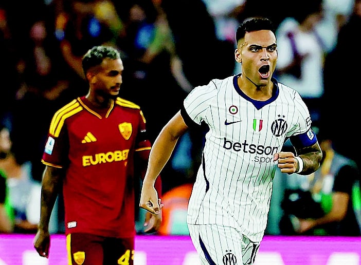 L’Inter lo rifà anche con la Roma. Prende due gol, poi inizia a giocare