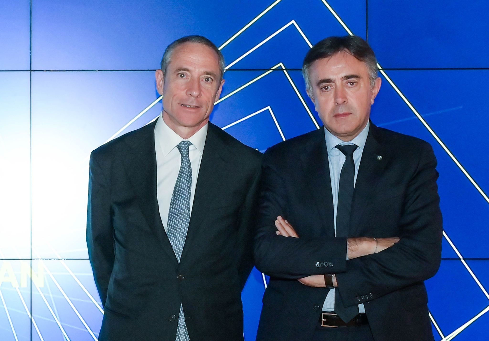 successo dell8217opas di poste conquista quasi l821786 di tim da Laverita.info successo dell8217opas di poste conquista quasi l821786 di tim