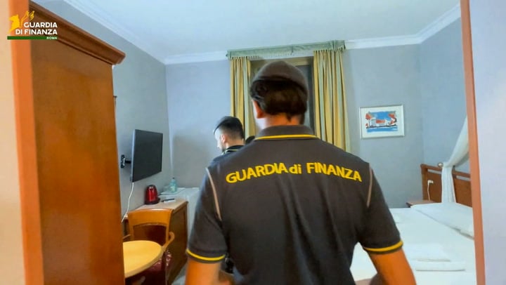 Roma, la GdF scopre hotel abusivi all’Esquilino