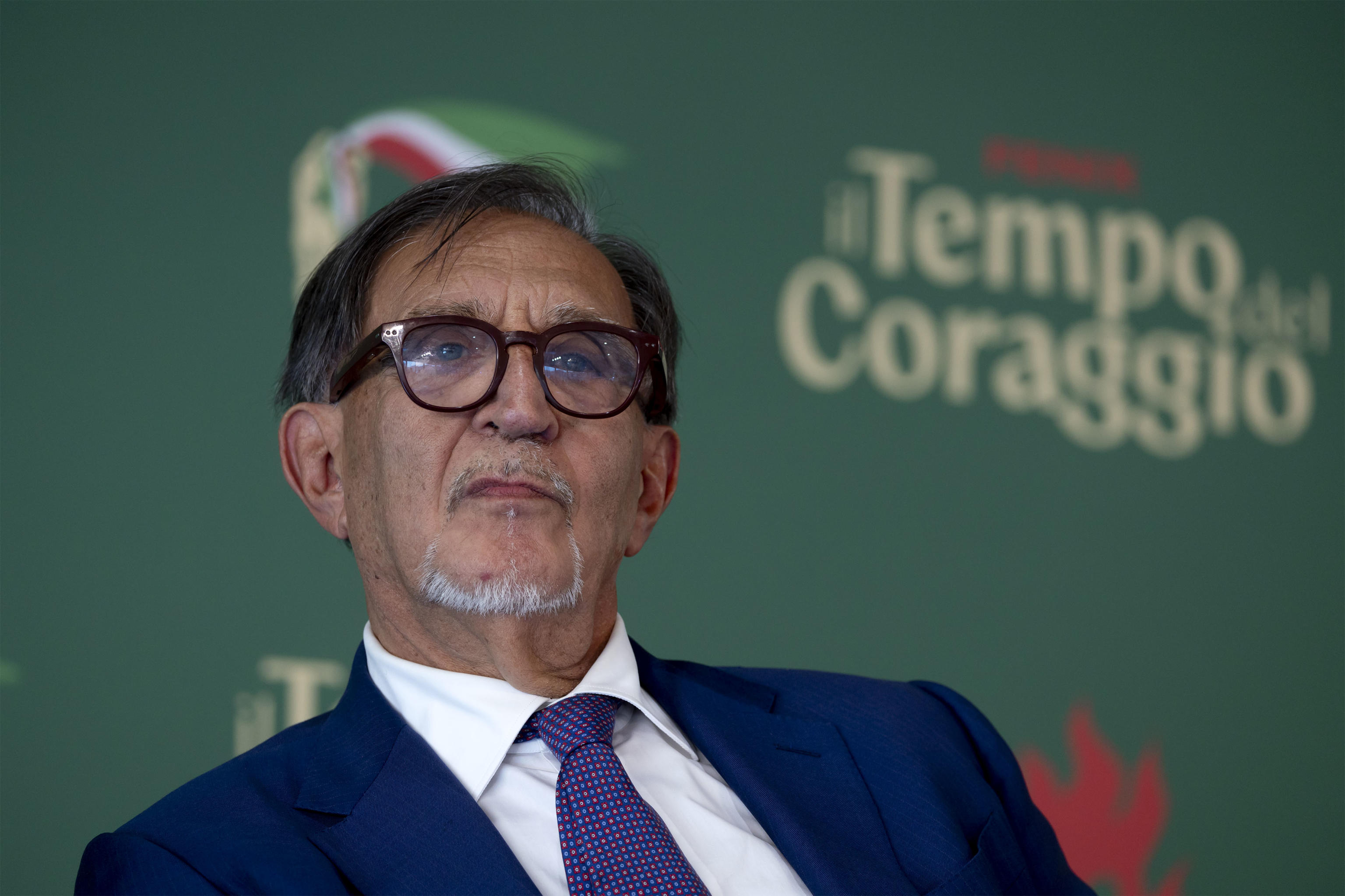 la russa tifa grazia al gioielliere il colle valuter224 con attenzione da Laverita.info la russa tifa grazia al gioielliere il colle valuter224 con attenzione