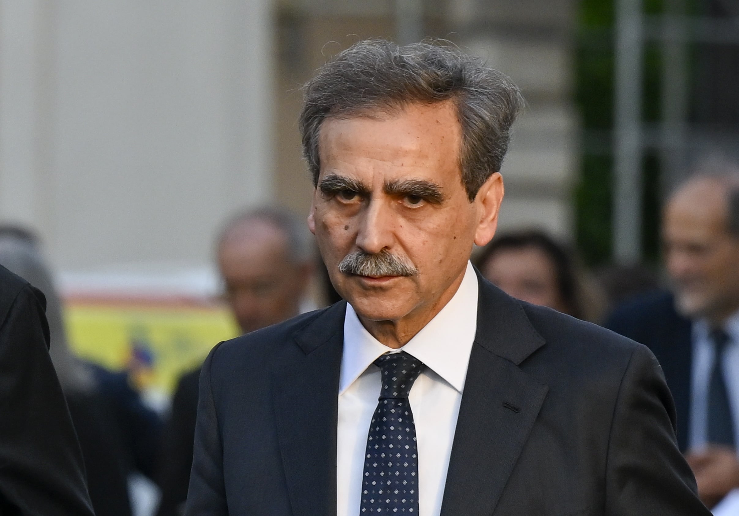 mps m5s si schiera contro lovaglio e contro il pd intervenga consob da Laverita.info mps m5s si schiera contro lovaglio e contro il pd intervenga consob