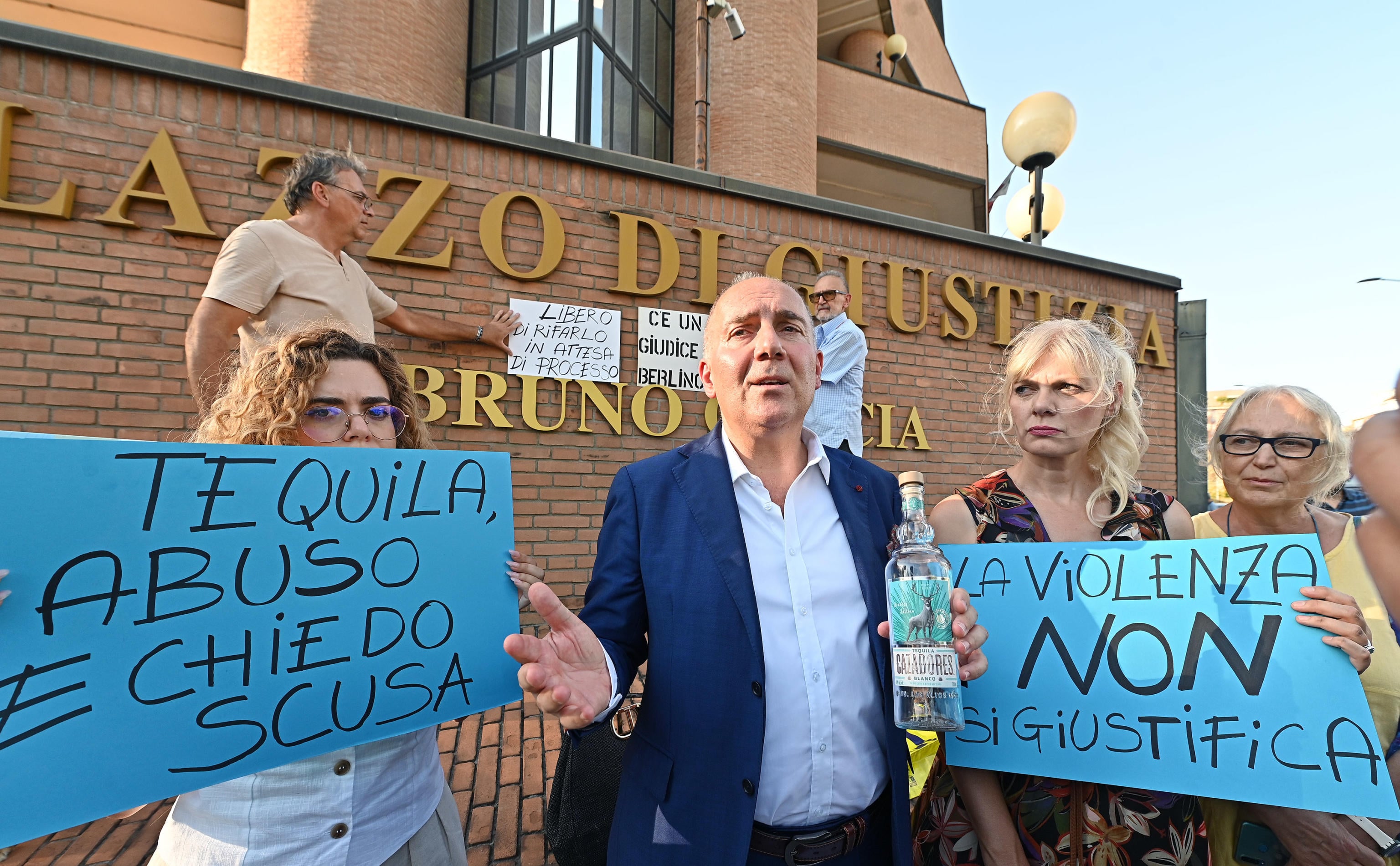 torino ancora libero il bengalese pedofilo tenta la carta corsi di recupero da Laverita.info torino ancora libero il bengalese pedofilo tenta la carta corsi di recupero