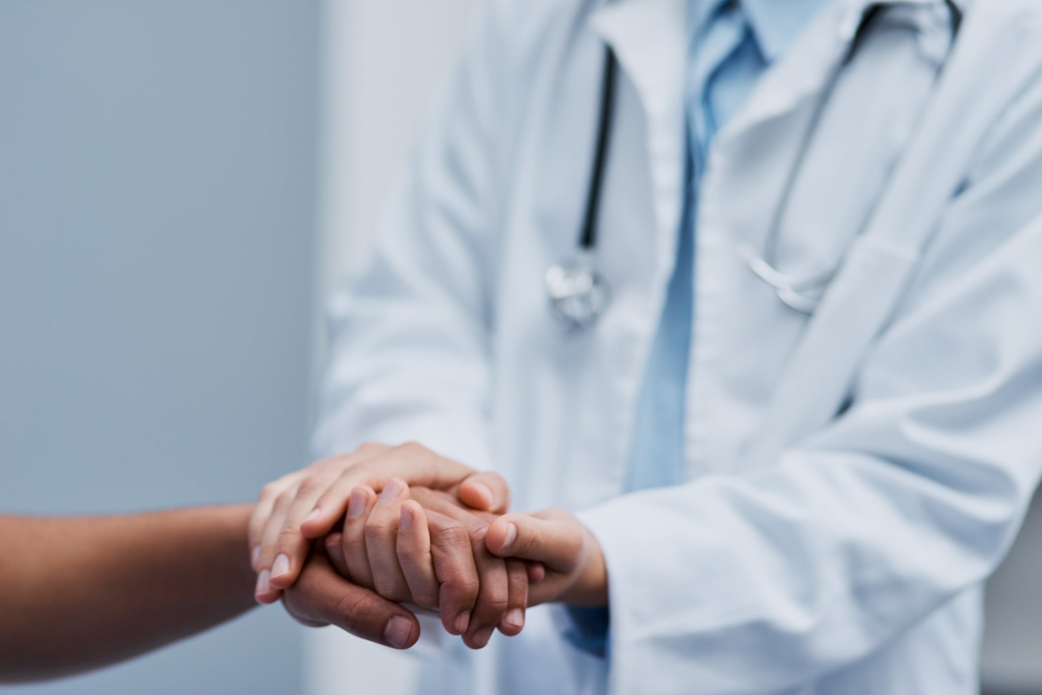 per i medici non era idoneo al cpr senegalese esce e molesta 7 donne da Laverita.info per i medici non era idoneo al cpr senegalese esce e molesta 7 donne