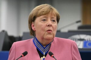 Afd ha spezzato il cuore a «Mutti» Merkel