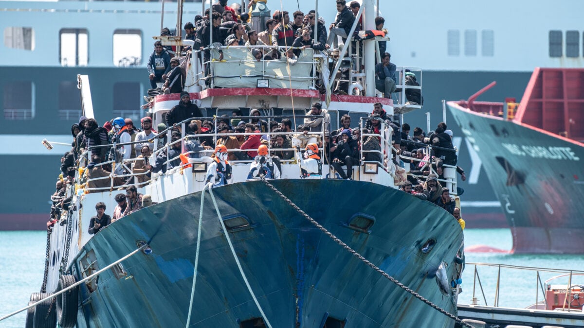 La nuova religione è il migrantismo. E fa solo danni