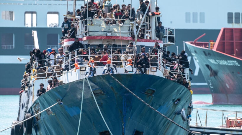 La nuova religione è il migrantismo. E fa solo danni