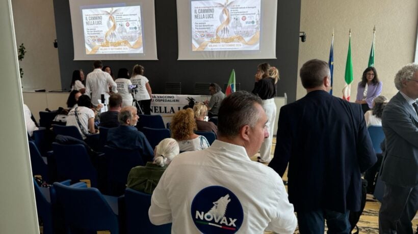 Macché no vax violenti al Pirellone: «I dem hanno deriso i danneggiati»