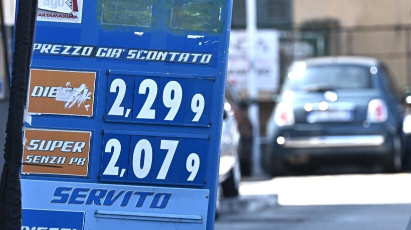 Tra regole Ue e bombe, i prezzi di diesel e benzina resteranno sopra i 2 euro