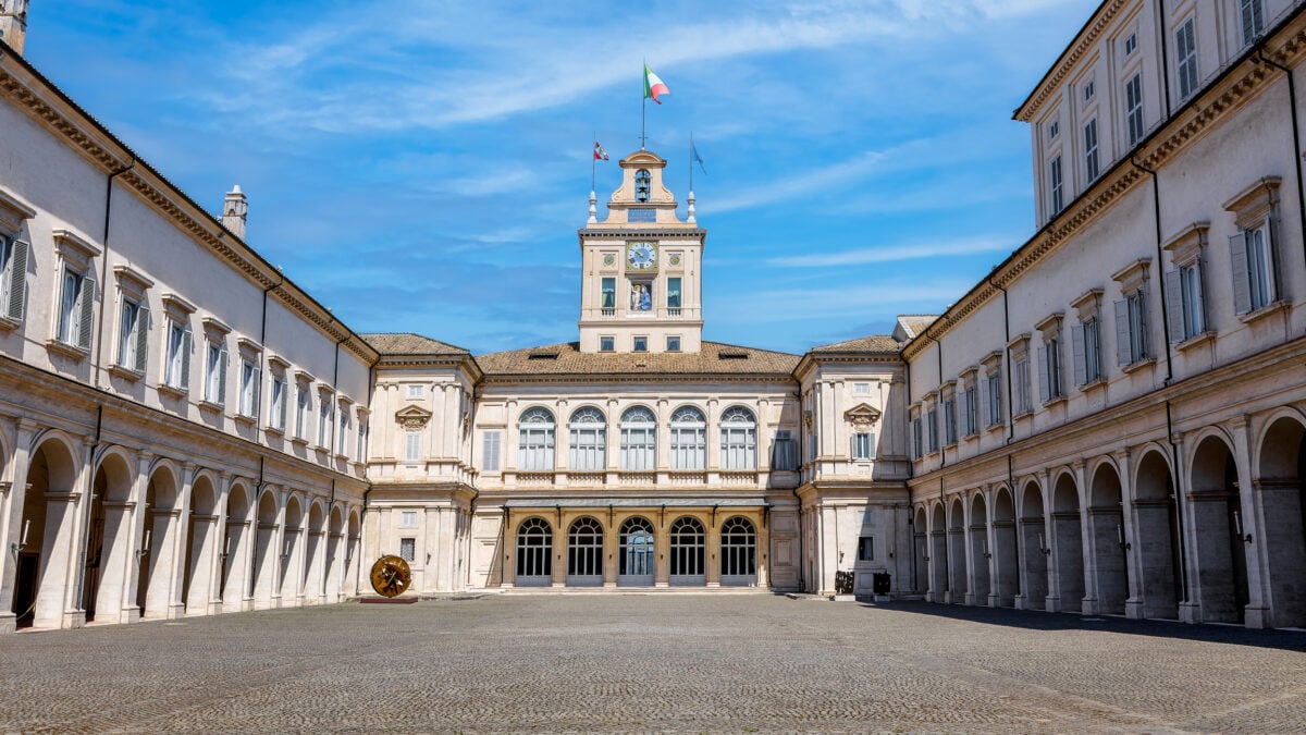 i trattati sono diventati delle catene serve una riforma per tornare liberi da Laverita.info i trattati sono diventati delle catene serve una riforma per tornare liberi