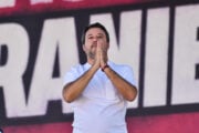 Salvini va alla conta al congresso della Lega: «Aspetto che si candidi qualcuno…»