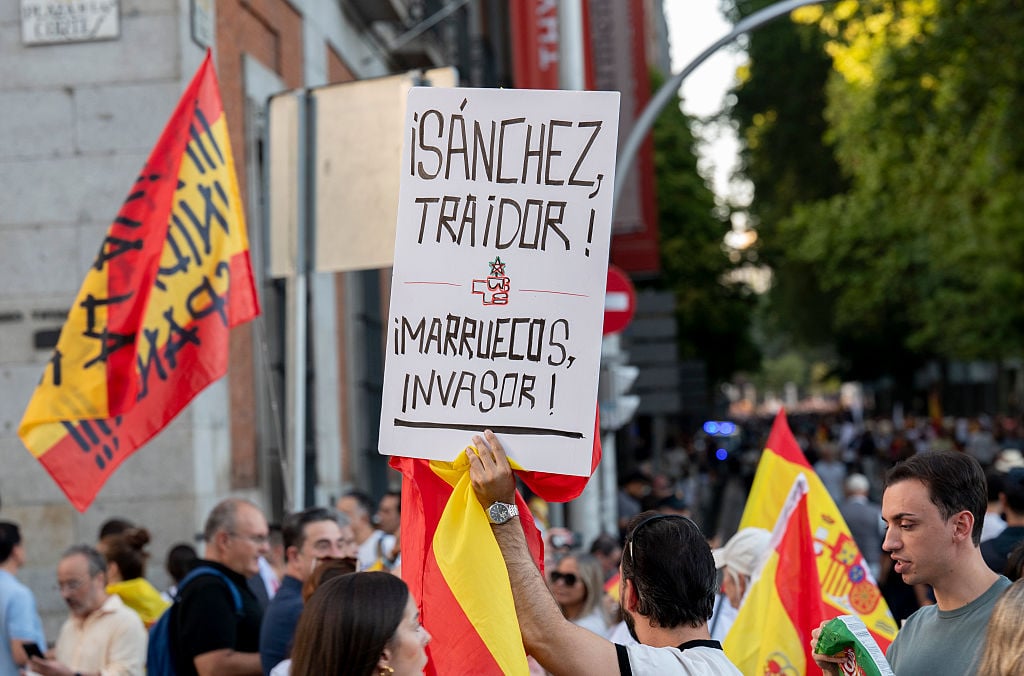 Ceuta fa crollare Sánchez nei sondaggi: -15%