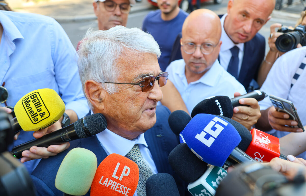 Ora è scontro tra avvocati. Il legale di Lavitola diffida quello dell’ex compagna