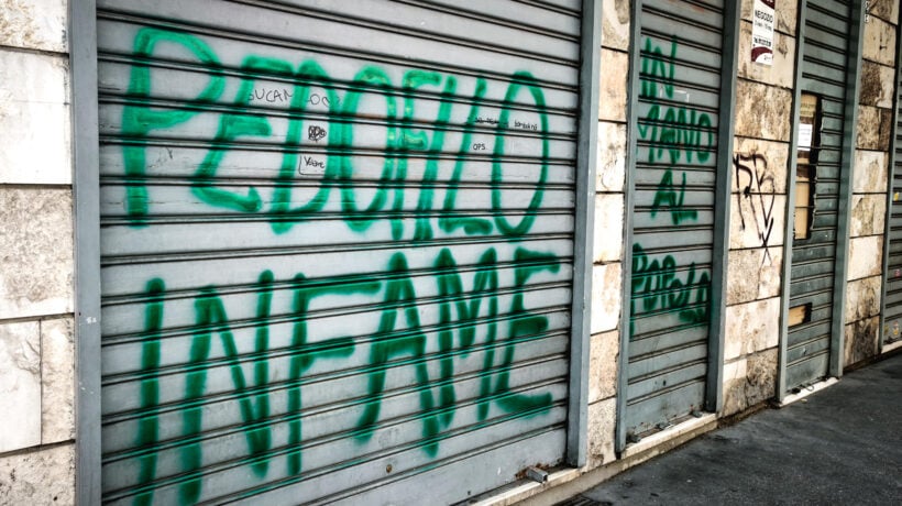 Le grooming gangs ce lo insegnano: lo stupro è la vera arma di chi ci odia