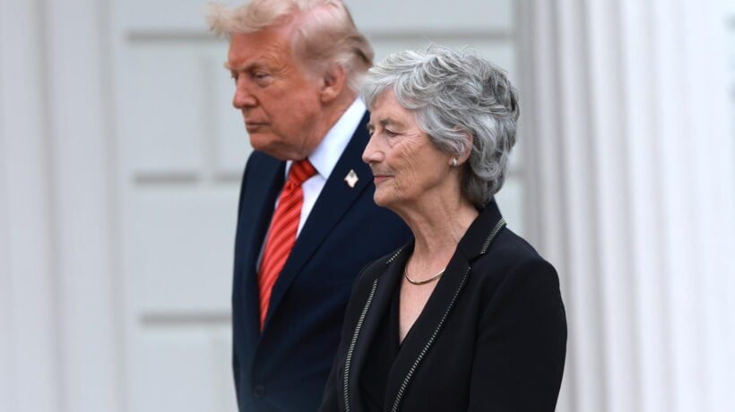 «Unire l’Irlanda». Trump vola a Dublino e crea un’altra grana agli «amici» inglesi