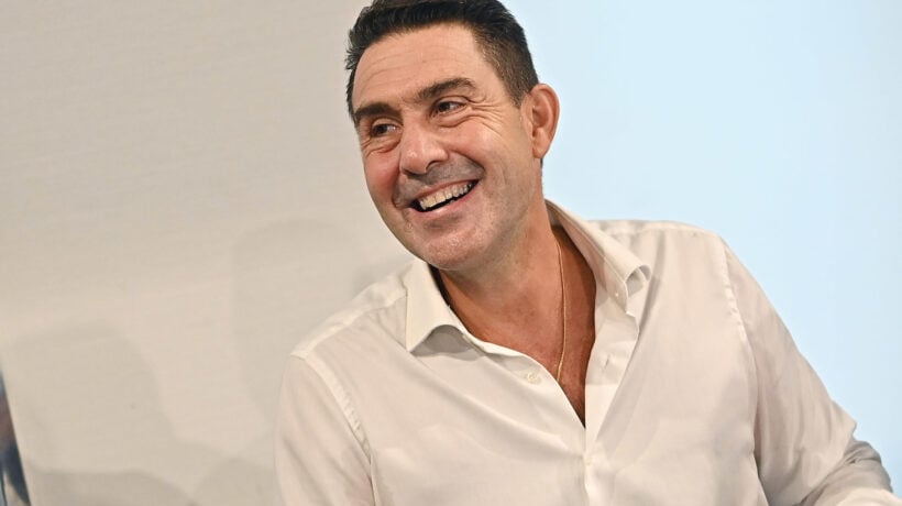 Vannacci ritenta il flirt col governo e prende sberle