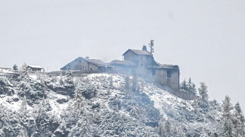 In fiamme il «Nido dell’Aquila» di Hitler sulle Alpi bavaresi: fermato un sospettato