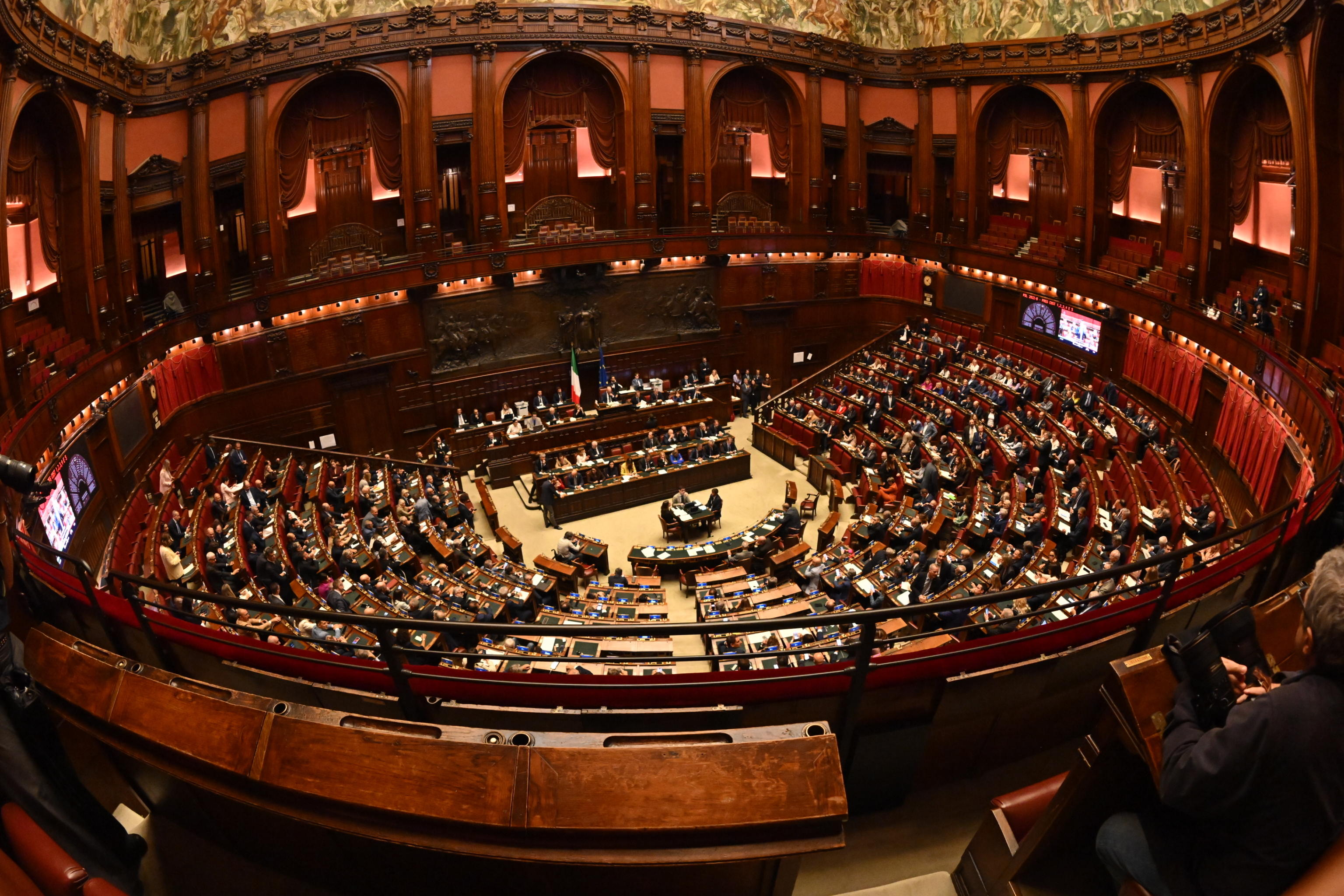 legge elettorale la maggioranza supera il primo voto segreto ora la fiducia da Laverita.info legge elettorale la maggioranza supera il primo voto segreto ora la fiducia