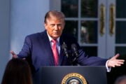 Iran, la strategia di Teheran: tenere Trump impantanato nella guerra fino al voto