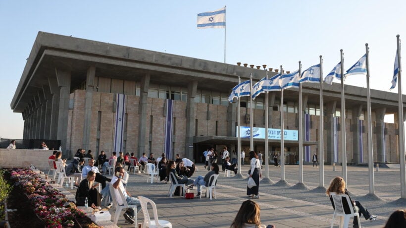 «Soldi dal Qatar ai partiti arabi». Aperta un’inchiesta sulle elezioni israeliane