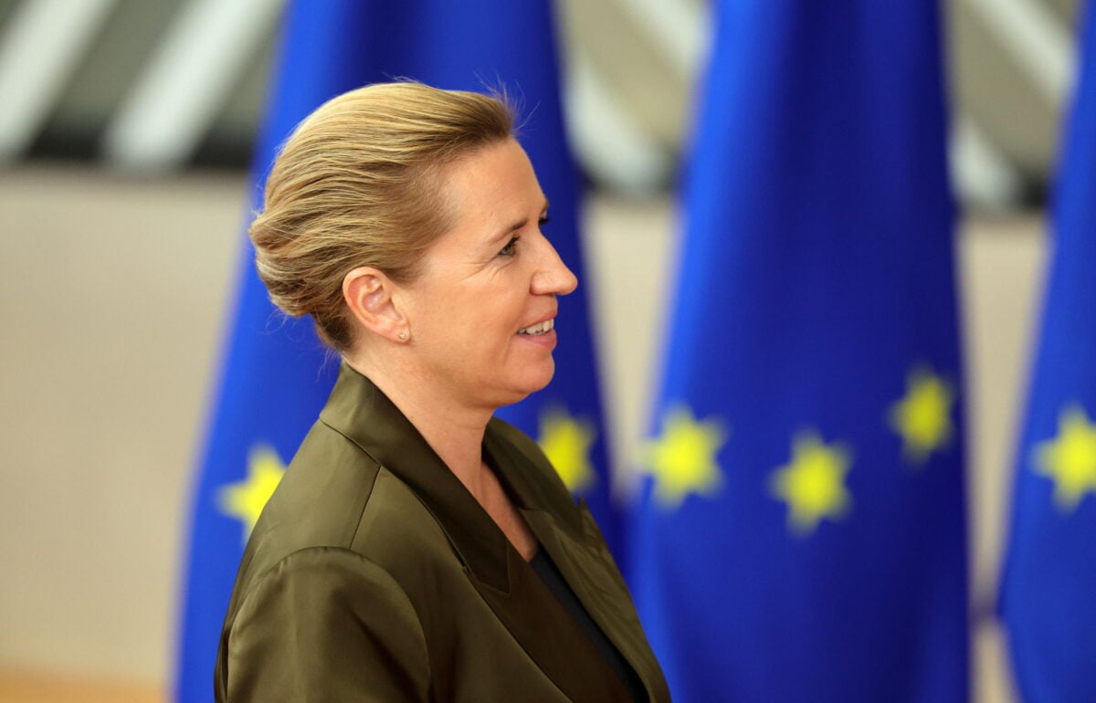Mette Frederiksen, primo ministro danese, in una foto ufficiale