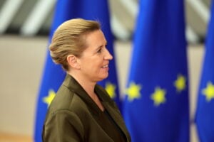Mette Frederiksen, primo ministro danese, in una foto ufficiale