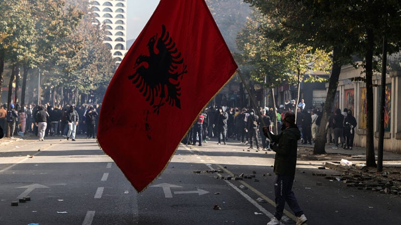 Albania, la rabbia dei giovani travolge le ambizioni europee di Rama