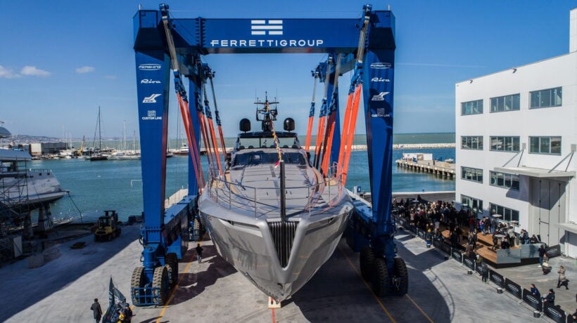 Gruppo Ferretti, la spuntano i cinesi