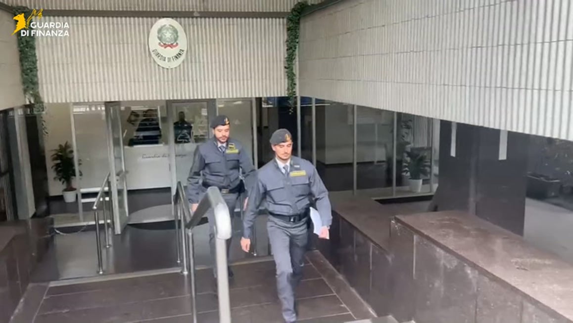 A Milano l’ex autista del gip fa la talpa dei boss