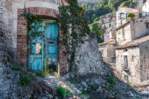 I Comuni (del Sud) sono un buco nero: oltre 1.000 dissesti e «riequilibri»