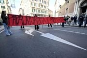 Caos Ilva: i sindacati puntano sugli scioperi, il governo a salvarla