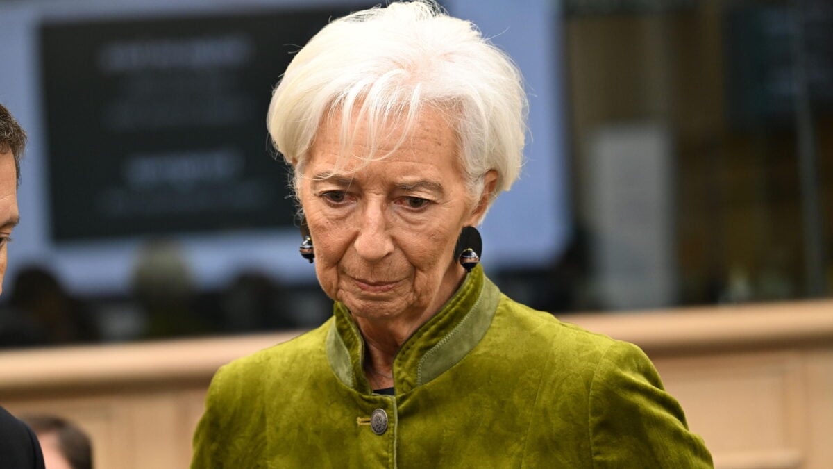 Lagarde molla la Bce nella tempesta
