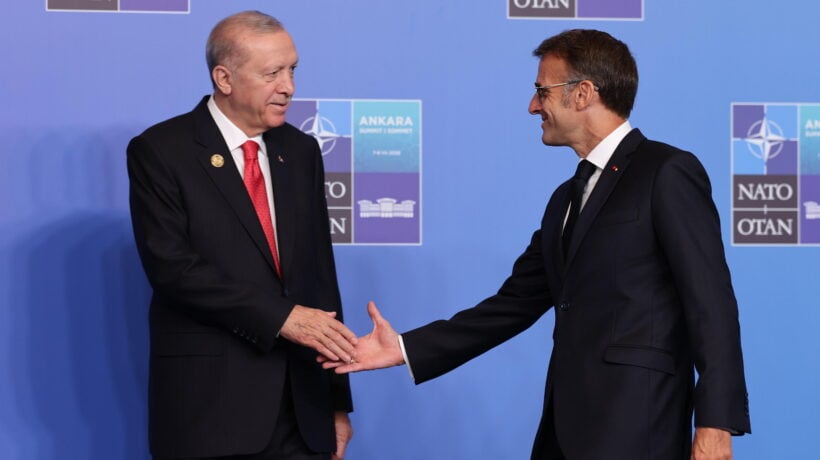 Difesa, i nuovi legami tra Francia e Turchia mettono in ansia la Grecia