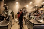Il sonno del principio di autorità genera vandali e picchiatori