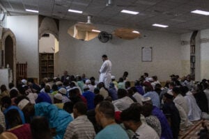Il Qatar finanzia gli islamici per costruire una moschea