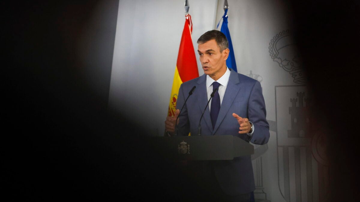 Sánchez corre ai ripari sulla casa. I Popolari chiedono l’incriminazione