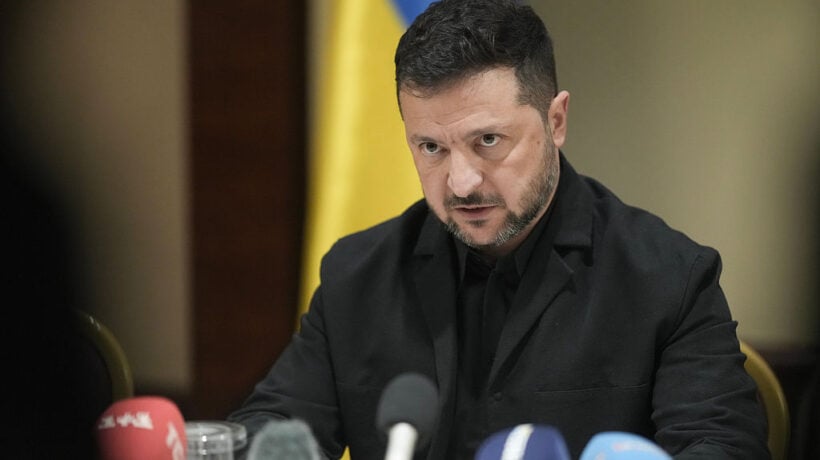 Zelensky a cuccia: stop bombe, sì alle elezioni